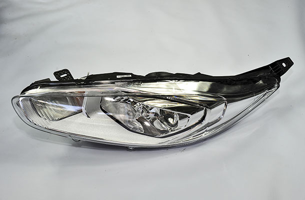 ford cıkma yedek fiesta 3 sol far düz  